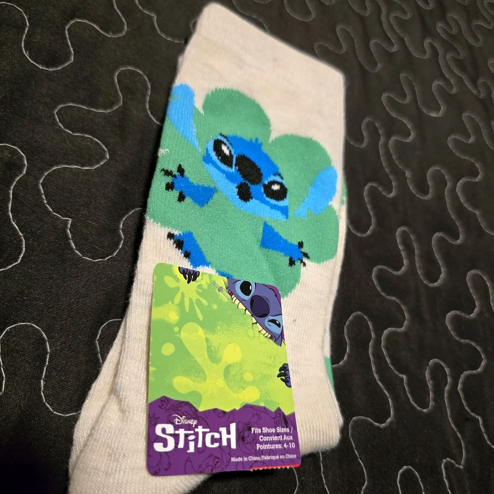 Care Bears Stitch Womens‎ St Patricks Day Lucky Crew Socks 2 Pair NWT Size 4-10